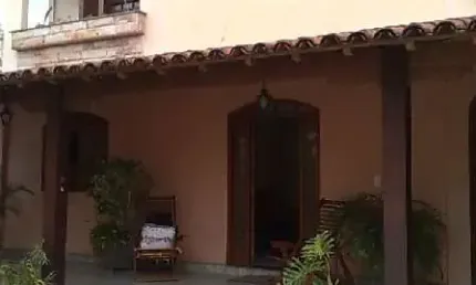 Casa com 4 quartos à venda na Maria Felícia, --, Serrano, Belo Horizonte por R$ 954.000