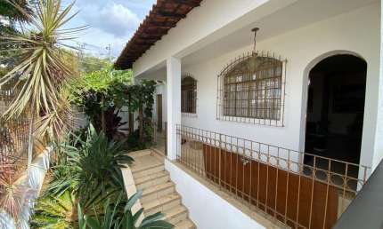 Casa com 4 quartos à venda na Rua José Amaral, --, Ouro Preto, Belo Horizonte por R$ 1.300.000