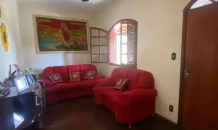 Casa com 3 quartos à venda na Rua Maria da Silveira, --, Glória, Belo Horizonte por R$ 650.000
