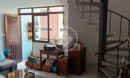 Cobertura Duplex em tambaú com móveis planejados com 4 quartos e 258m2