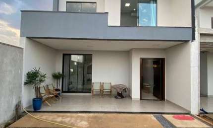 Casa com 3 quartos à venda na Rua Projetada 2, 9874, Residencial Deville, Sinop