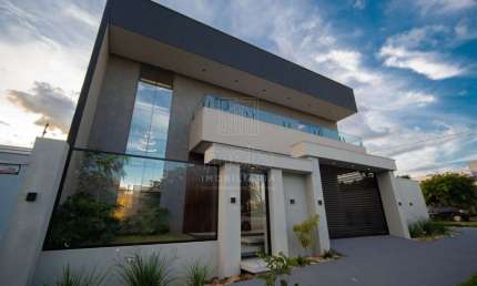 Casa com 3 quartos à venda na Avenida dos Flamboyants, 89, Jardim Belo Horizonte, Sinop
