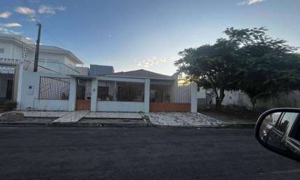 Casa com 3 quartos à venda na Rua Benedito Américo, 6, Jardim Barcelona, Sinop