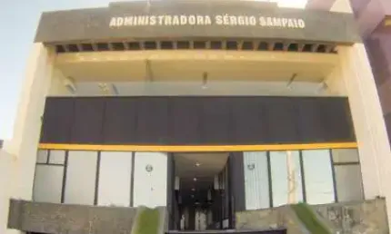 Ponto comercial para alugar na Avenida Octávio Mangabeira, 1601, Pituba, Salvador