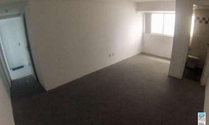 Sala comercial para alugar na Avenida Octávio Mangabeira, 1601, Pituba, Salvador