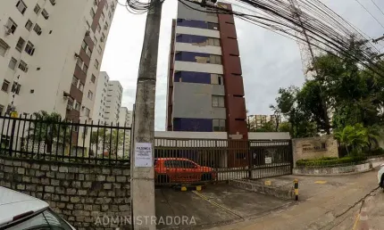 Sala comercial à venda na Rua dos Colibris, 79, Imbuí, Salvador