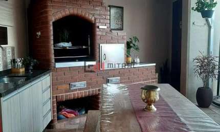 Casa à venda, com 3 dormitórios (1 suíte), Varanda gourmet, no Jardim Califórnia, Londrina, PR
