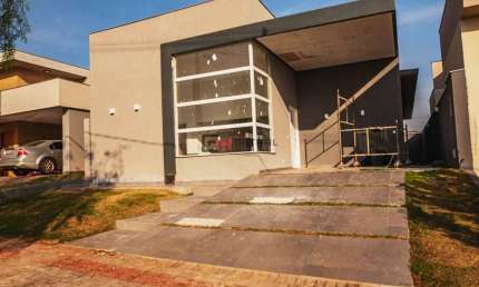 Sobrado com 3 dormitórios (1suíte + 2 demi) à venda, 157 m² por R$ 990.000 - Parque Tauá - Cond. Ar