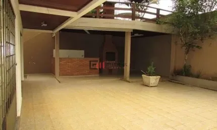 Casa assobradada,  de arquitetura contemporanea, com quatro dormitorios, varanda gourmet,  Quebec,