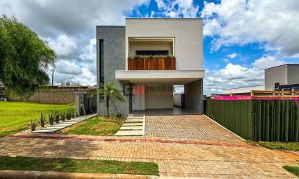 Sobrado no Parque Tauá - Araçari com 3 suítes e 215m² à venda - Zona Leste - Condomínio Parque Tauá