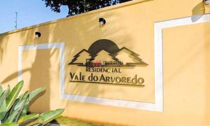 Linda Casa / sobrado à venda no Condomínio Vale do Arvoredo com 227,93m², zona sul, Londrina, PR -