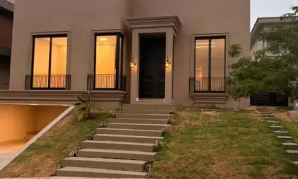 Casa em Condomínio para Venda em Cuiabá, Condomínio Residencial Vila Jardim, 4 dormitórios, 4 suítes, 5 banheiros, 2 vagas