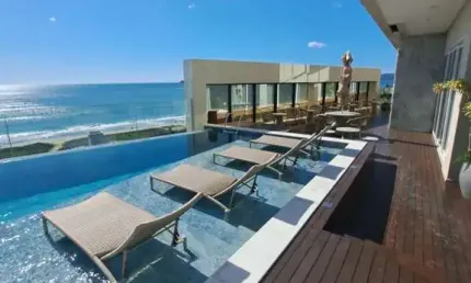 Apartamento para Venda em Balneário Piçarras, Itacolomi, 3 dormitórios, 3 suítes, 4 banheiros, 2 vagas