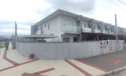 Casa com 3 quartos à venda na Rua Manoel Maurício Filho, 250, Vila Nova, Joinville