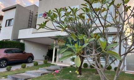 Casa em condomínio fechado com 3 quartos à venda na Rua GGC46, Residencial Goiânia Golfe Clube, Goiânia
