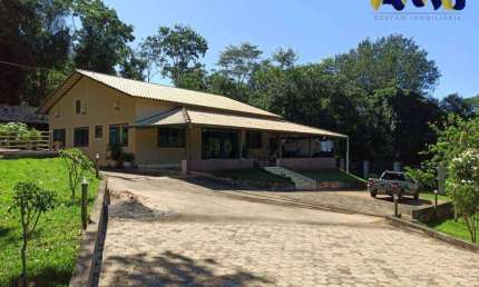 Chácara com 5 dormitórios à venda, 4887 m² por R$ 2.500.000,00 - Condomínio de Chácaras Countryville - Hidrolândia/GO