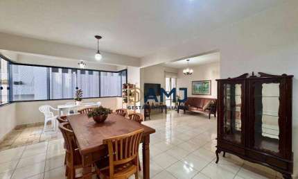 Apartamento no Setor Bueno com 3 quartos sendo uma suíte