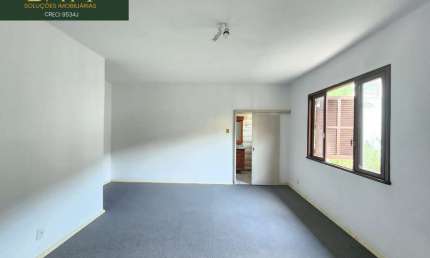 Casa Comercial para Locação 04 Salas 02 Banheiros 152,00m² de área privativa Bairro Anita Garibaldi  Joinville SC