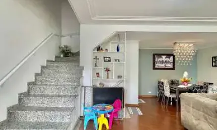 Sobrado à venda por R$ 1.070.000,00 - Campestre - Santo André/SP