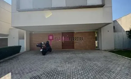 Casa em condomínio fechado com 4 quartos para alugar na Rua Nicolau Alayon, 01, Interlagos, São Paulo