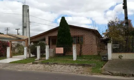 Casa para Venda em Criciúma, Jardim Maristela, 5 dormitórios, 1 suíte, 3 banheiros, 2 vagas