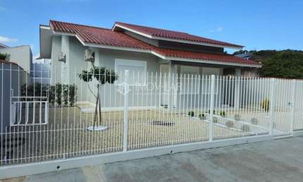 Casa para Venda em Santo Amaro da Imperatriz, São Francisco, 3 dormitórios, 1 suíte, 2 banheiros, 1 vaga