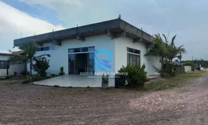 Prédio à venda no bairro Praia Pérola - Passo de Torres/SC