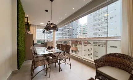 Apartamento com 4 dormitórios sendo 1 suíte master!