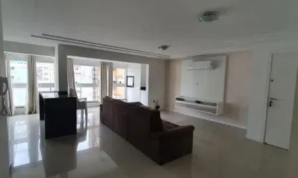 Apartamento em 100x para pagar e no coração da meia praia em itapema!