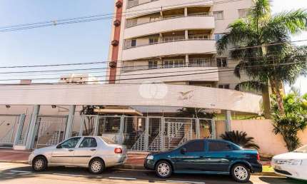 Apartamento com 2 quartos para alugar na Rua Paranaguá, 1900, Centro, Londrina por R$ 2.000