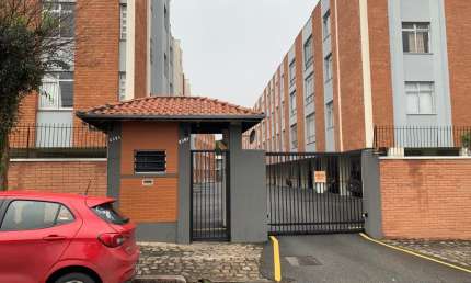 EXCELENTE E ESPAÇOSO APARTAMENTO NA Av. VICENTE MACHADO.