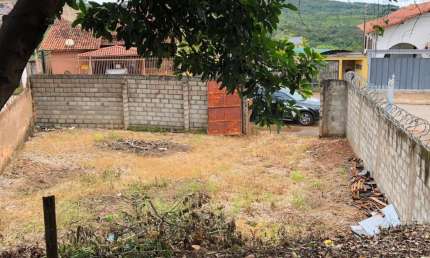 Terreno à venda na Rua Principal, Centro, Ouro Branco