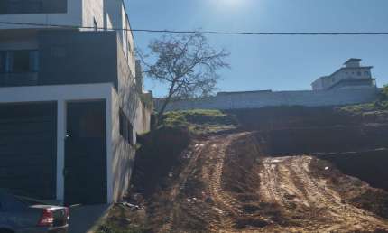 Terreno à venda na Rua Principal, Pioneiros, Ouro Branco