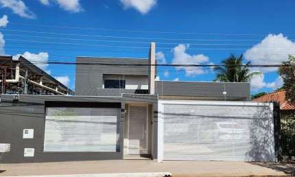 Sobrado Inovador com Planejados e 3 Quartos - Bairro Amambaí