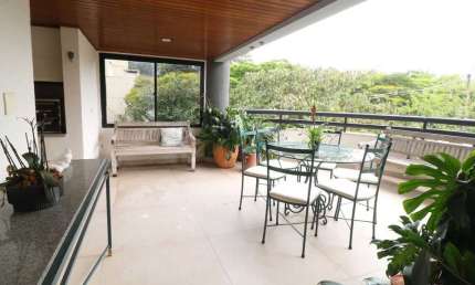 Apartamento tipo para venda com 4 quartos, sendo 3 suítes, 234m²
