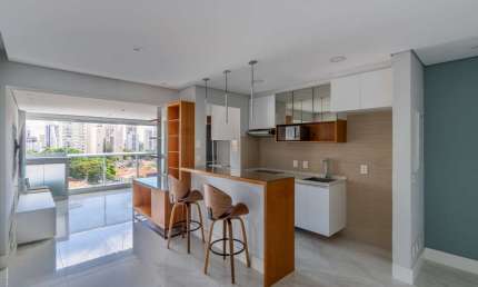 Apartamento tipo para venda com 2 quartos, sendo 1 suíte, 70m²