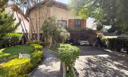 Casa no condomínio Residencial Alphaville 12 para venda com 5 quartos, sendo 5 suítes, 389m²