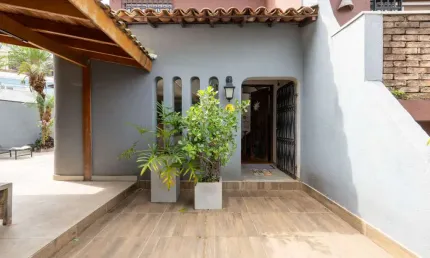Sobrado para venda em jardim londrina com 3 quartos, sendo 1 suíte, 220m²