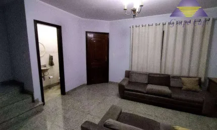 Sobrado aconchegante com 3 Dormitórios , Suite , próximo ao metro Penha