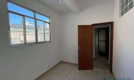Sala comercial para alugar no Centro - Juiz de Fora/MG, 54 m² , com excelente localização por R$ 2.032/mês - Centro - Juiz de Fora/MG
