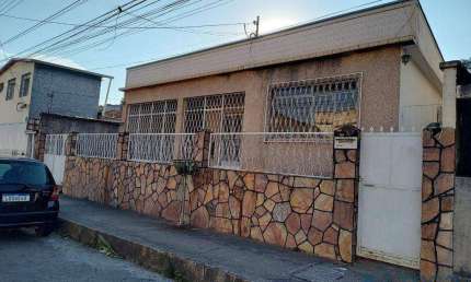 Casa com 3 quartos à venda, 145 m² por R$ 595.000 - Bandeirantes - Juiz de Fora/MG