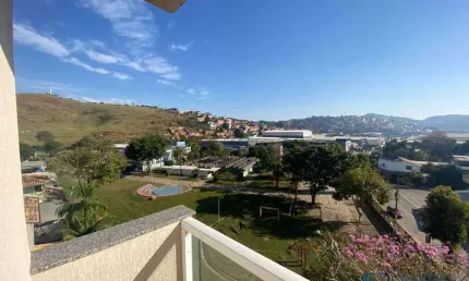 Apartamento com 2 quartos para alugar, 87 m² por R$ 1.114/mês - Francisco Bernardino - Juiz de Fora/MG