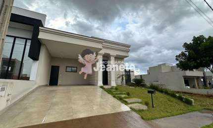 Oportunidade casa Recanto das Aguas 3 dormitorios com 1 suite e closet.