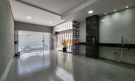 Casa com 3 quartos à venda na Vila Azenha, Nova Odessa , 134 m2 por R$ 550.000