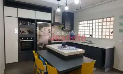 Oportunidade linda casa alvorada 3 dormitorios sendo 1 suite aceita financiamento.