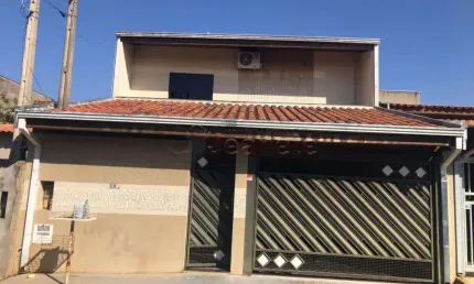 Casa com 3 quartos à venda no Jardim Santa Rita I, Nova Odessa  por R$ 450.000
