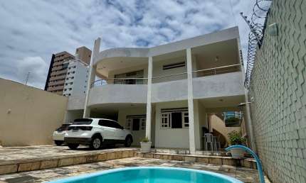 Casa com 4 quartos à venda na Rua Murilo Melo, 1898, Lagoa Nova, Natal