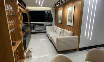 Apartamento à venda em Capim Macio – Todo reformado.