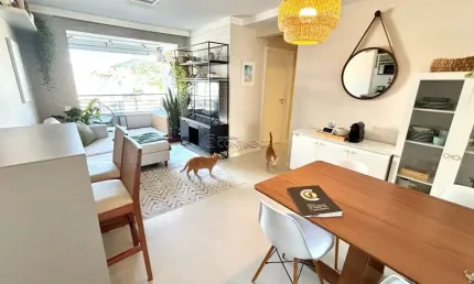 Apartamento a venda em Coqueiros, Florianópolis com vista livre