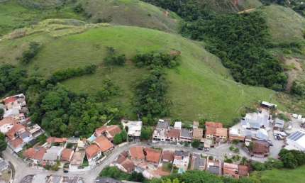 Terreno à venda no Voldac, Volta Redonda  por R$ 3.000.000